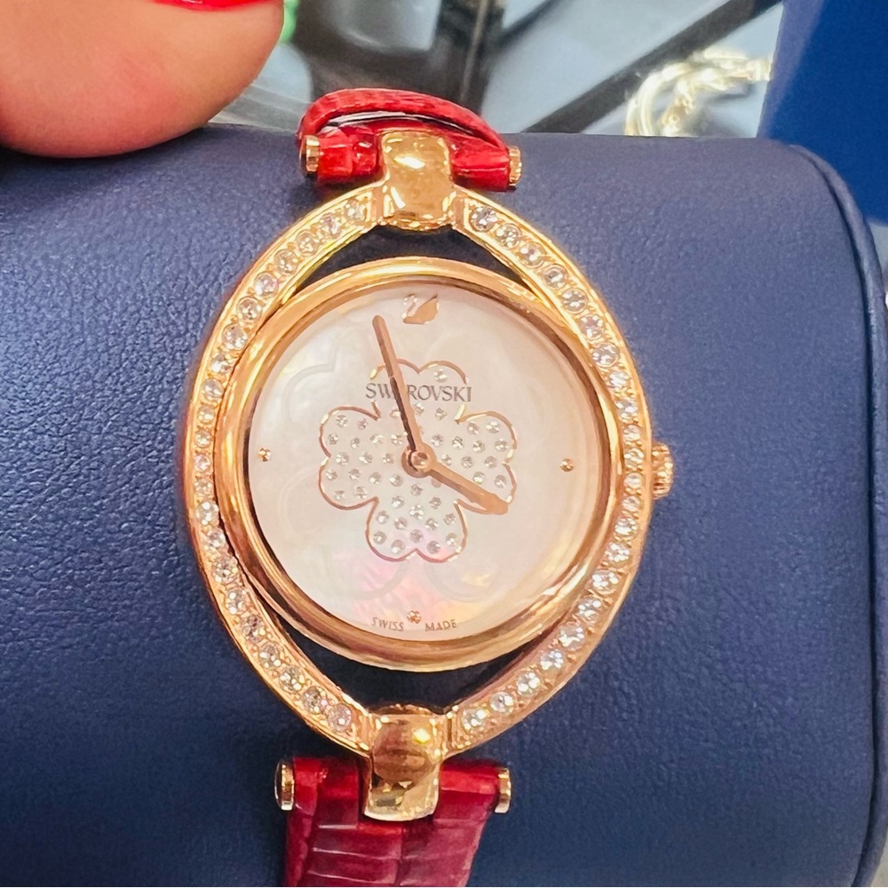 New Swarovski Stella Women's Watch Leather Strap LS Red 29 mm 5421822 - Picture 12 of 17